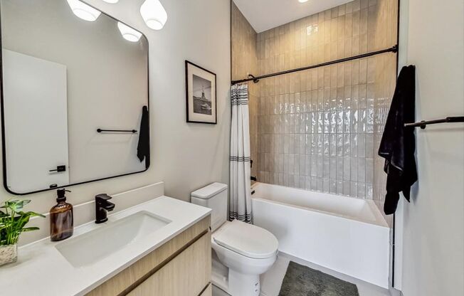 2 beds, 2 baths, 788 sqft, $3,500, Unit 3449-406