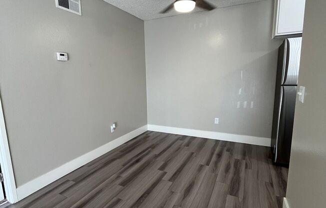 1 bed, 1 bath, 714 sqft, $1,825, Unit 094