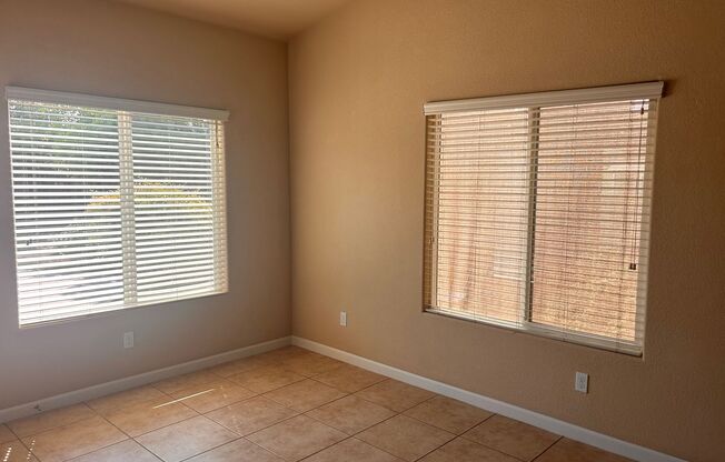 Beautiful home for rent in Visalia!