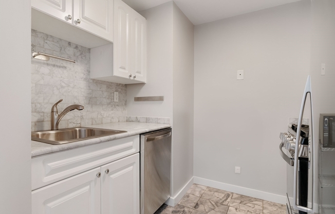 2 beds, 1.5 baths, 782 sqft, $2,900, Unit 1012