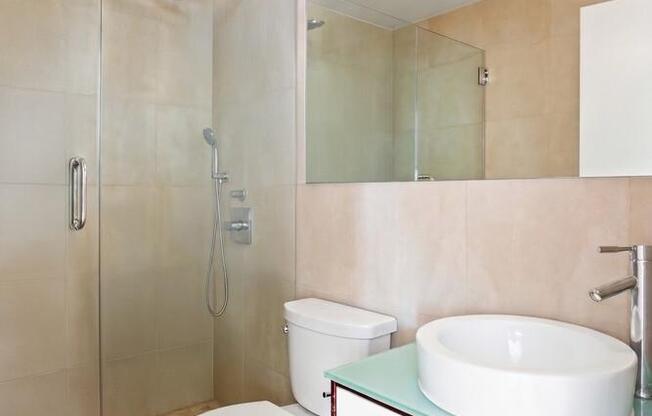 3 beds, 2.5 baths, 1,414 sqft, $11,995, Unit 18KL