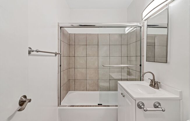 19th Street Apartments | NOW LEASING