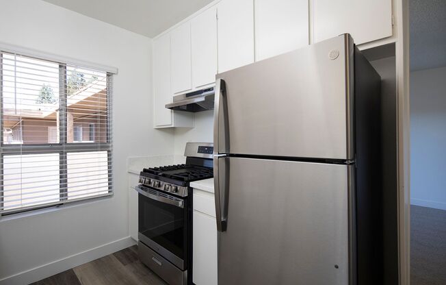 1 bed, 1 bath, 574 sqft, $1,795, Unit 31