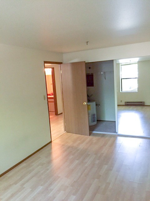 1 bed, 1 bath, 595 sqft, $1,595, Unit 106