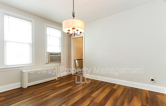 137 BARTRAM AVE