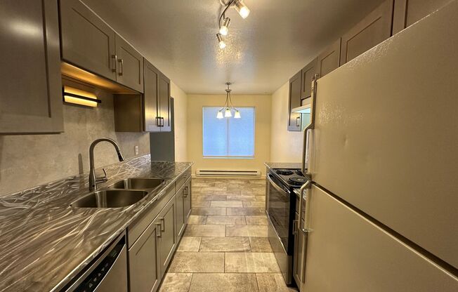 1 bed, 1 bath, $1,195, Unit # 96