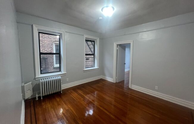 1111-Trefoil Manor, LLC