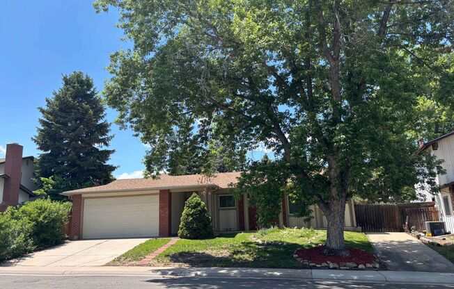 Beautiful ranch style home for rent Aurora CO 80013