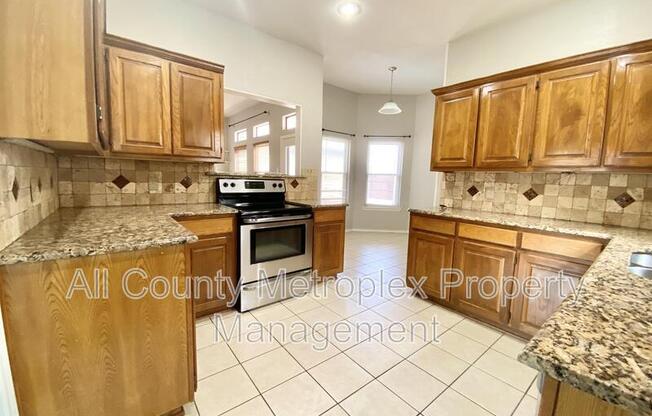 4104 JUNIPER LN