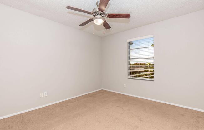 2 beds, 2 baths, 927 sqft, $1,085