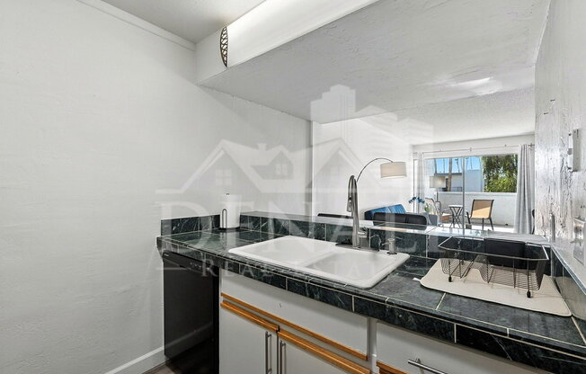 2 beds, 2 baths, 932 sqft, $1,450, Unit Unit 229e