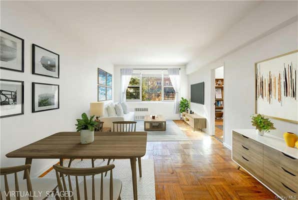 2 beds, 1 bath, 960 sqft, $3,100, Unit 2P