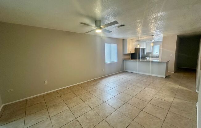 2522 S. Oak Ave.