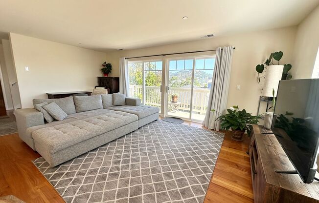 San Rafael Hillside Retreat