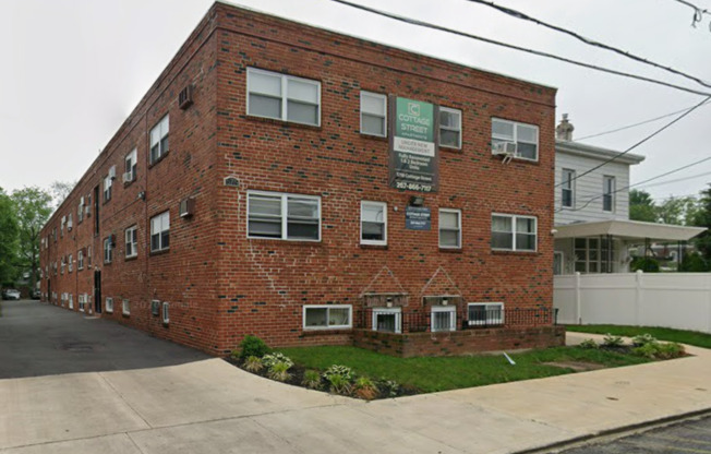 Cottage Street Apartments