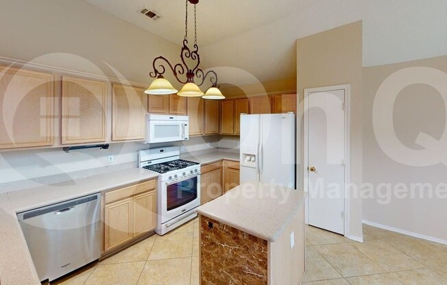 1003 BLACKWELL DR