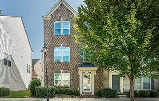 9329 LENOX POINTE DR