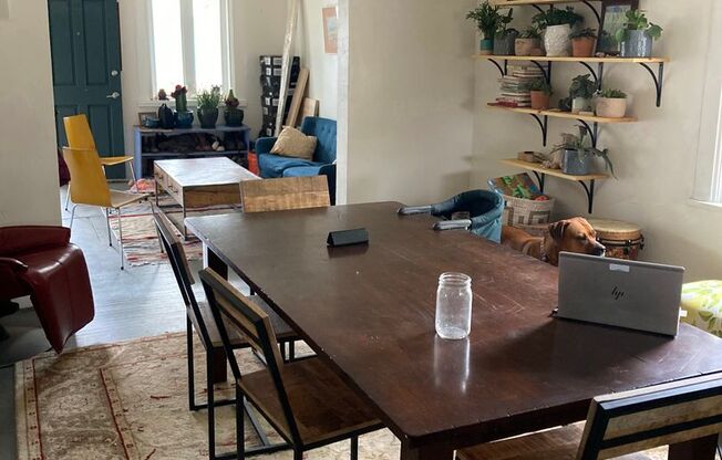 Charming 2 Bedroom, 2 Bath House for Rent!