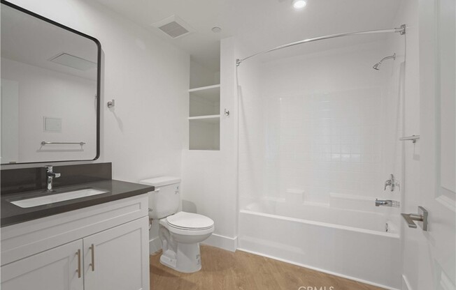 2 beds, 2 baths, 1,122 sqft, $2,417, Unit 509