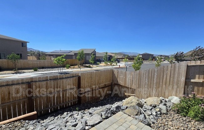 401 PASILLO CT