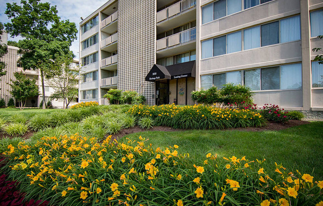 Welcome to Heritage Park Apartments