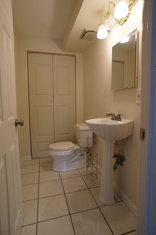 65 Mccormick Ter, Stoughton MA 8