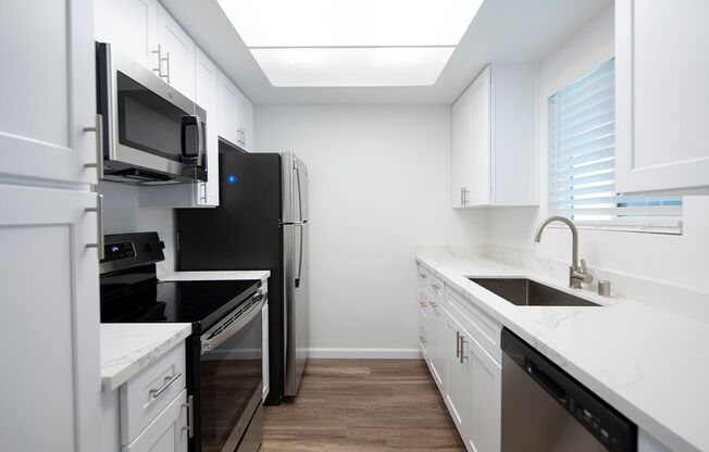 1 bed, 1 bath, 824 sqft, $2,695, Unit 245