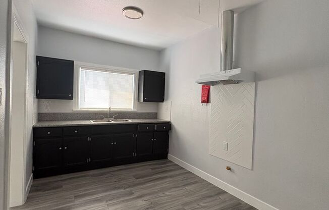 2415 E 53RD LLC