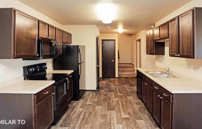 3 beds, 2 baths, 1,273 sqft, $1,399, Unit 4150-323