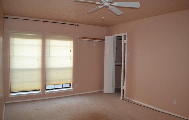 2 beds, 2 baths, $1,195