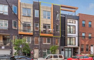 Beautiful Condo with Amazing Roof Top Deck