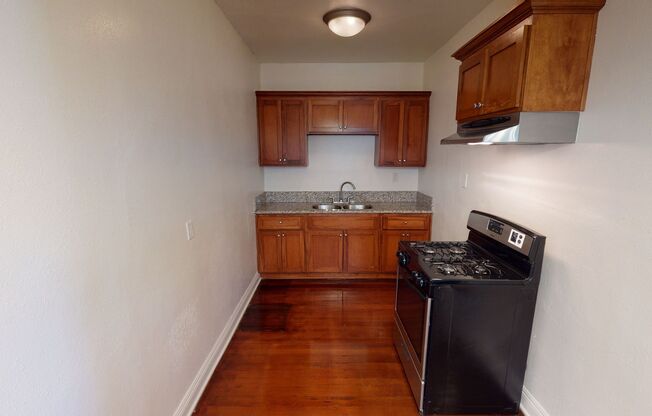 15Th - 2731 W. 15th Apts.