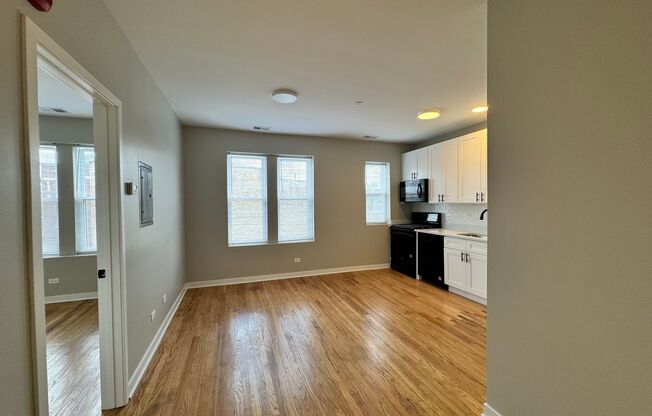 1 bed, 1 bath, $1,615, Unit 304