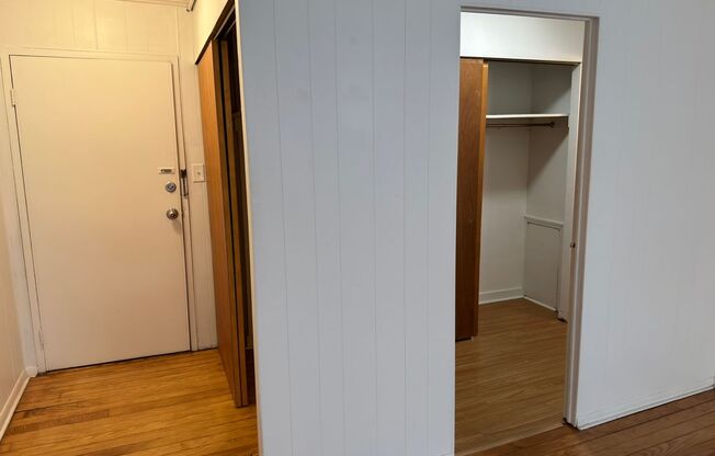 Studio, 1 bath, 487 sqft, $1,200, Unit Fifth 307