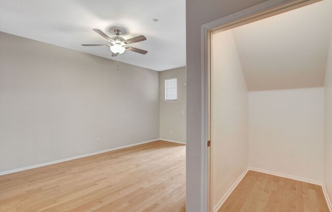 2 beds, 2 baths, $1,600