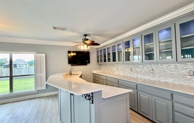 Spacious 4 Bed, 2.5 Bath Home in Gonzales - Expanded Kitchen, Fireplace, & Patio!