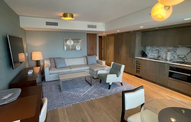 Rarely Available 1 Bed 2 Bath Long-Term in Ritz-Carlton Residences!!!