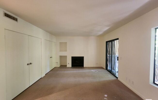 2 beds, 2.5 baths, 1,800 sqft, $4,750, Unit 5