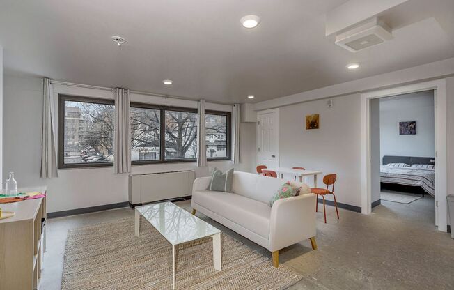 2 beds, 2 baths, 886 sqft, $1,793, Unit 604