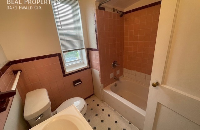 3471 EWALD CIR