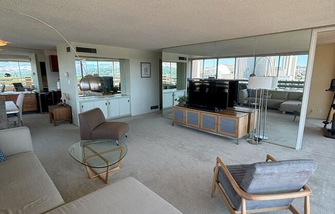 2 beds, 2 baths, $2,650, Unit UNIT 10J