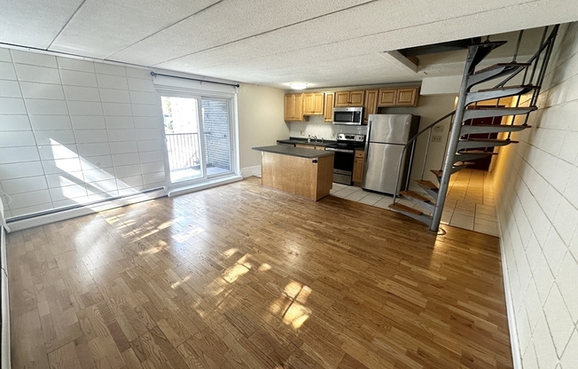 26 INMAN ST