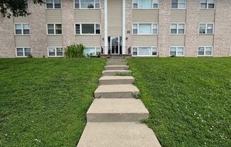 1 bed, 1 bath, $725, Unit 7