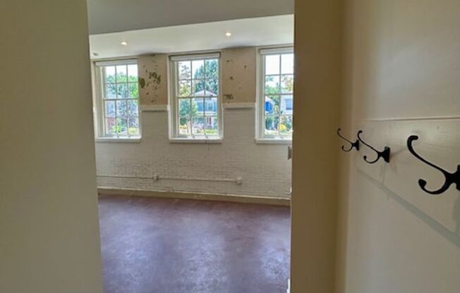 2 beds, 2 baths, 1,092 sqft, $2,500, Unit 107
