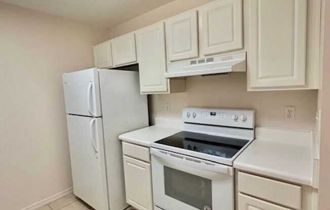 2 beds, 2 baths, $1,700