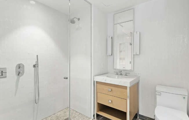3 beds, 3.5 baths, 1,662 sqft, $14,000, Unit 8A