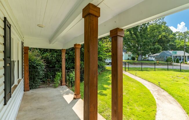 Charming 3BR/2BA Ranch in Prime Raleigh Location!