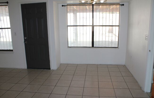 3 beds, 2 baths, $1,495