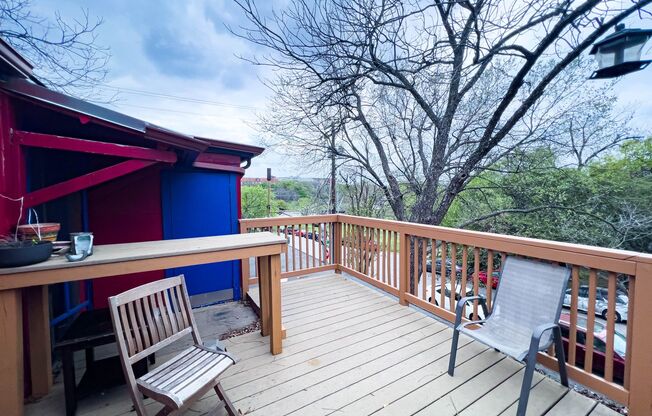 3 beds, 1 bath, 1,261 sqft, $2,300, Unit B