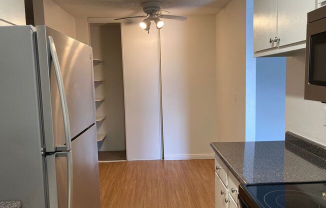 1 bed, 1 bath, 592 sqft, $999, Unit 168